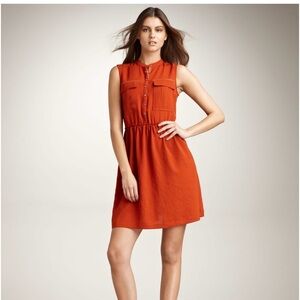 Burberry Britt size 6 Burnt Orange sleeveless button